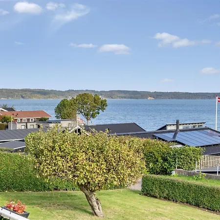 Сasa de vacaciones Fani - 150m From The Sea By Interhome *